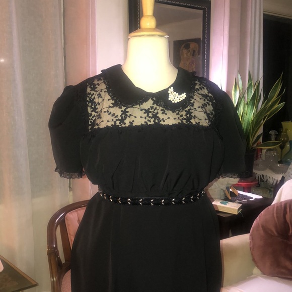 Beautiful black vintage reproduction dress- 40’s 50’s style- lace detailing- 3X - Picture 2 of 10